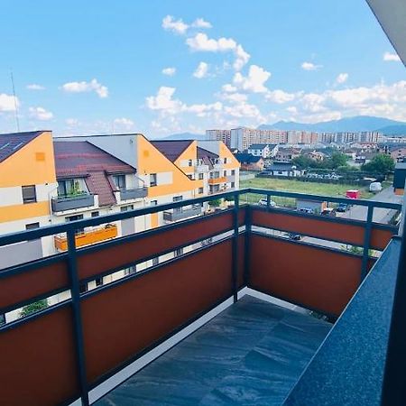 Bacovia Cazare Coresi Apartment Brasov Bagian luar foto